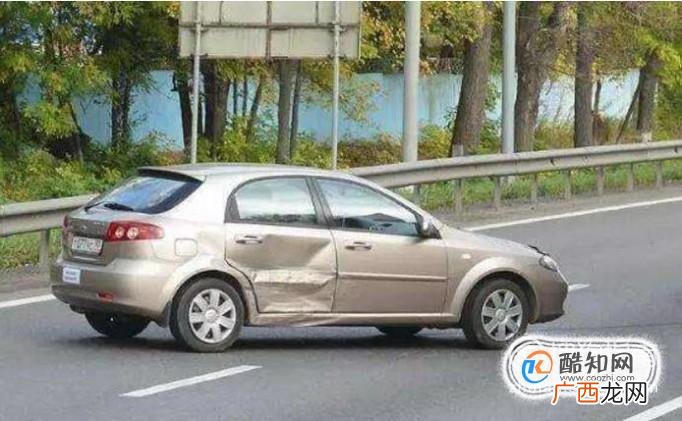 怎么判断水淹车和事故车？