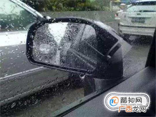 如何在下雨天考科目三