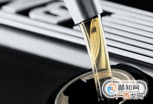 机油多久换一次 怎么判断机油该换了