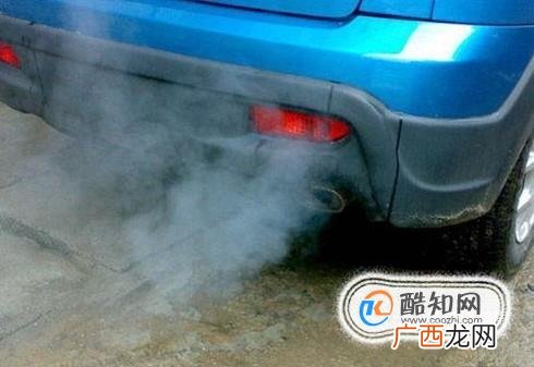 排气管冒蓝烟现象的原因及解决方法