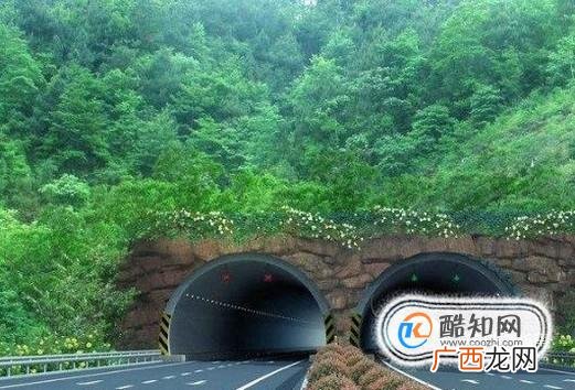 哪些路面易导致车轮打滑?