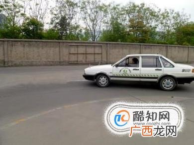 车子卖了对方不过户怎么办