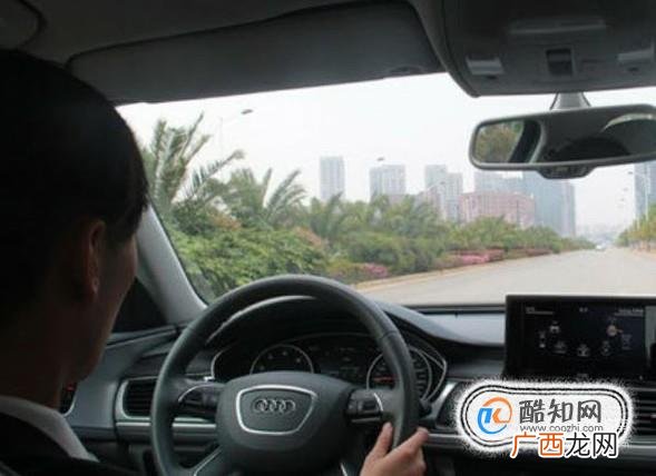 刚拿驾照不敢开车上路怎么办？