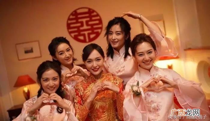 唐嫣结婚照，唐嫣的结婚照竟然给我们种了无数的草