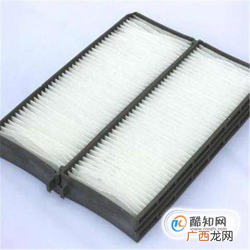 宝马3系汽车空调滤芯更换教程