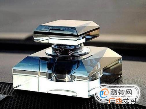 怎么给自己的爱车挑一款车用香水？