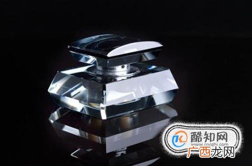 怎么给自己的爱车挑一款车用香水？