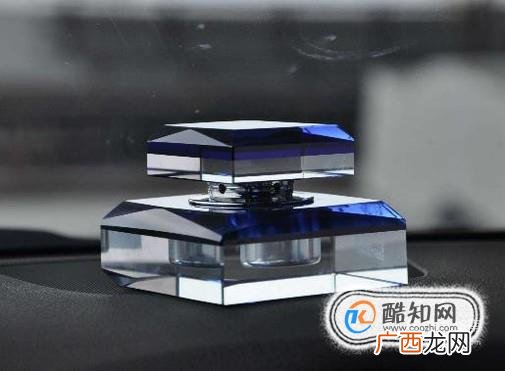怎么给自己的爱车挑一款车用香水？