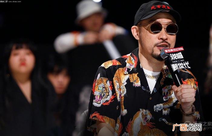 黄子韬手表，看看黄子韬李宇春在节目中的腕表时尚