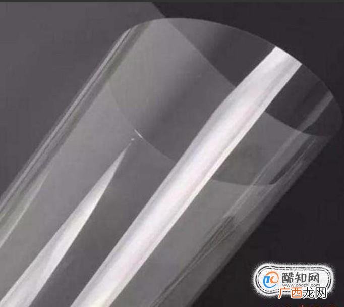 贴汽车前风挡玻璃贴膜的方法与技巧