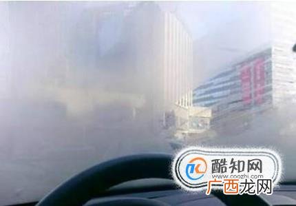 汽车玻璃如何除雾