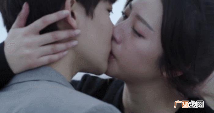 邢昭林吻戏，邢昭林成继侯明昊之后吻戏界的又一位杠把子