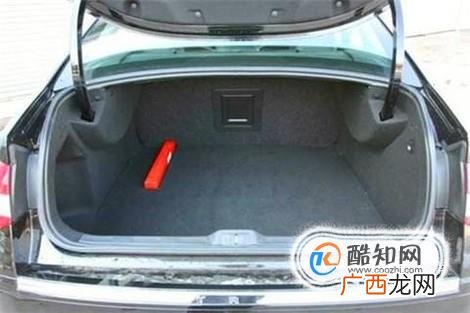 如何鉴别泡水车、事故车