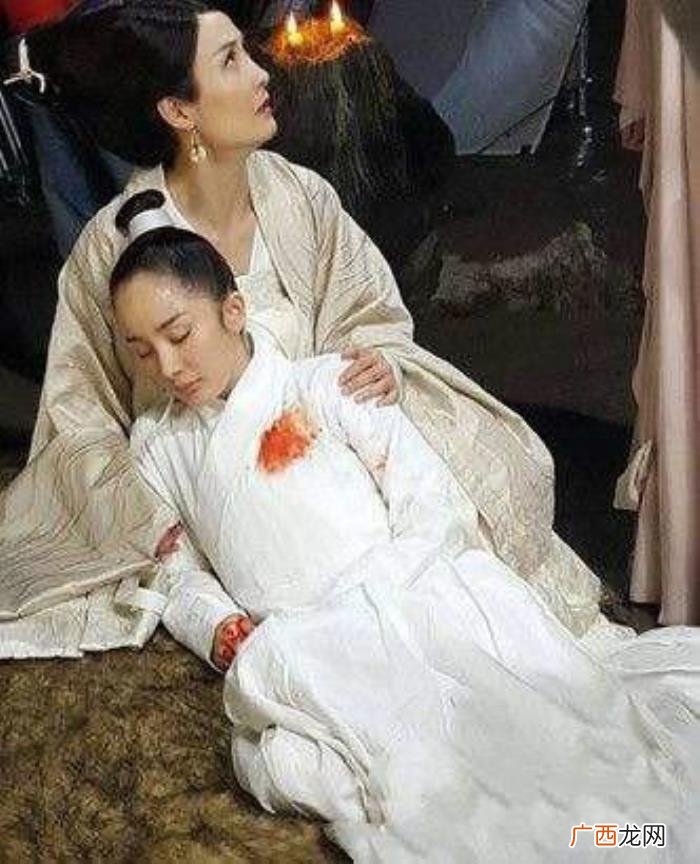 杨幂的剧照，杨幂最新剧照的颜值好像也回到了郭襄时期