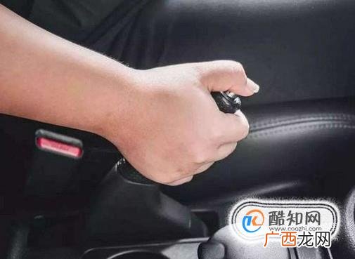 开车最常见的毁车习惯有哪些？