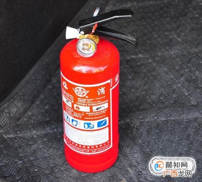 小车怎样抽油出来
