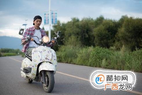 新手如何学会骑电动车
