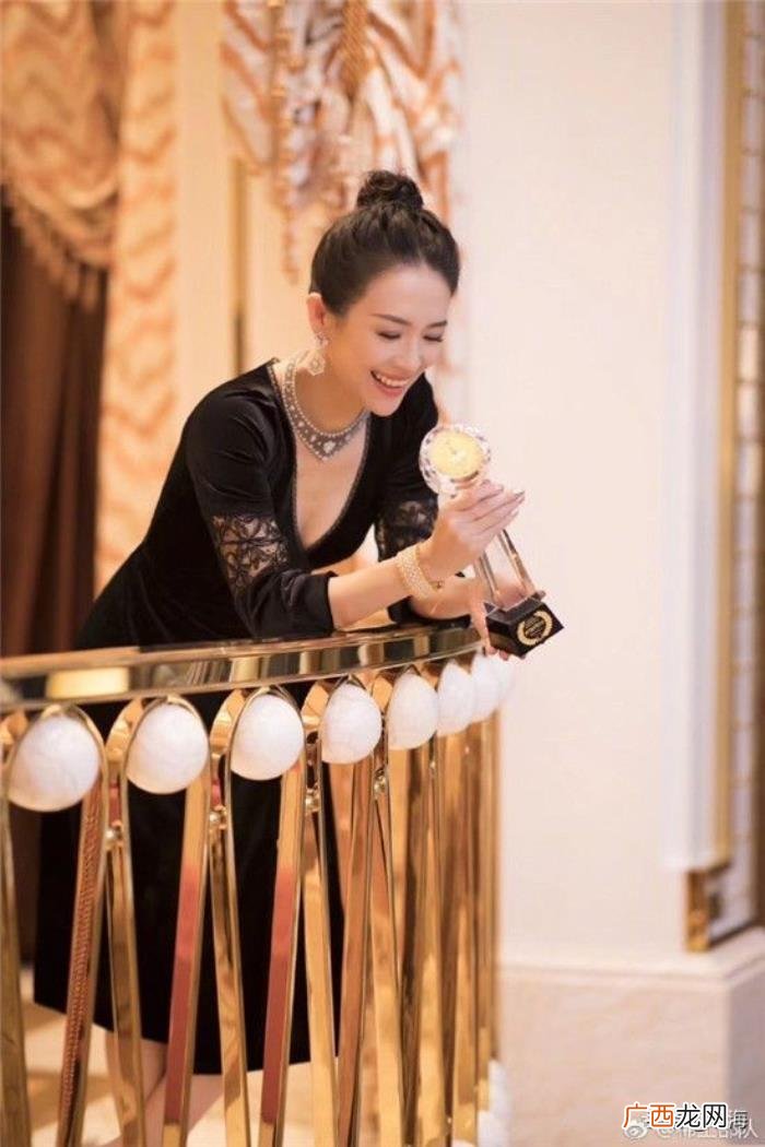 章子怡真名，改网名为真名的章子怡过烟火人生接地气