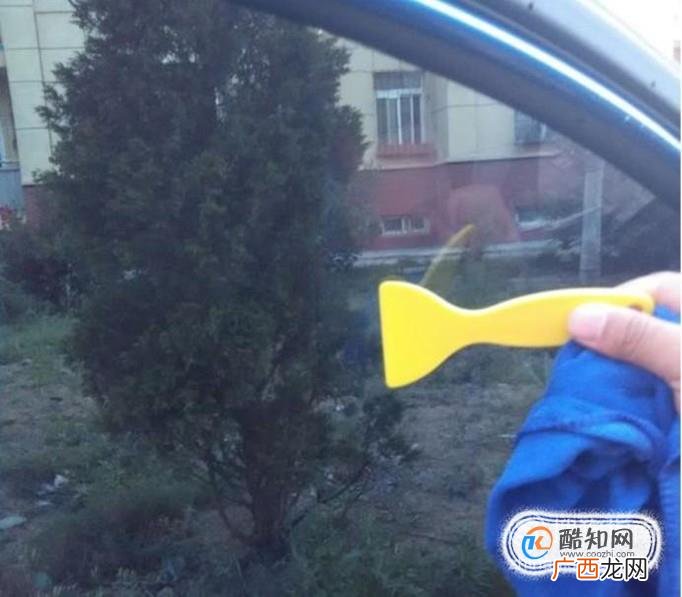 自己如何给汽车贴膜