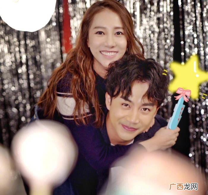 李茂和弦子，李茂晒与弦子恩爱合影庆祝领证两周年