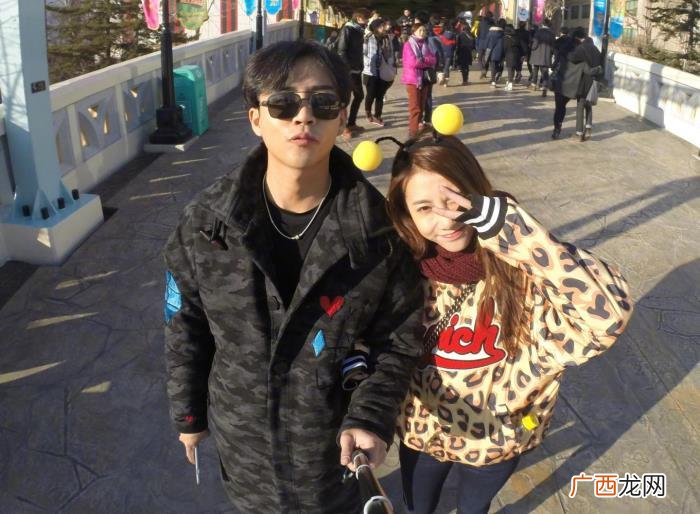 李茂和弦子，李茂晒与弦子恩爱合影庆祝领证两周年