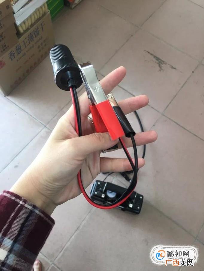 汽车车载充气泵使用方法