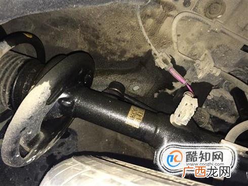 汽车减震器漏油的原因分析和处理方法
