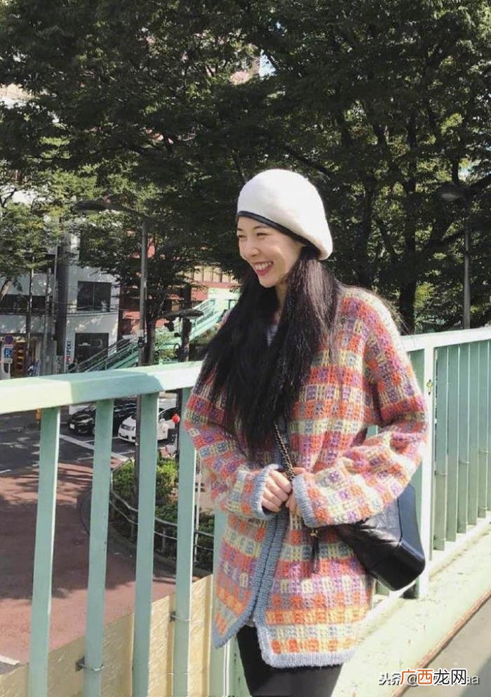 郑秀妍宋茜，看完郑秀妍、宋茜泫雅中日韩三国女星的贝雷帽