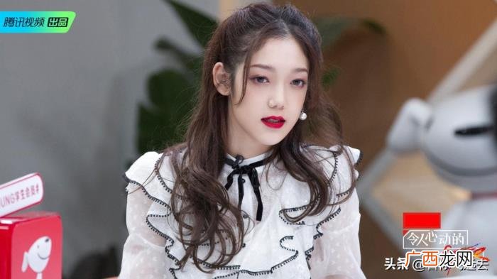 周深演唱会，周深第一场演唱会希林娜依高就在场