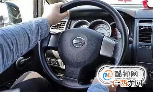 科目二倒车入库技巧如何轻松通过科目二倒车入库