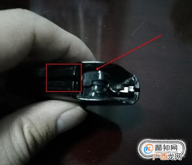 自己动手更换汽车智能钥匙电池