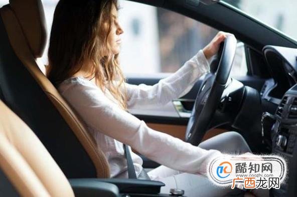 新手如何正确开车？安全最重要。