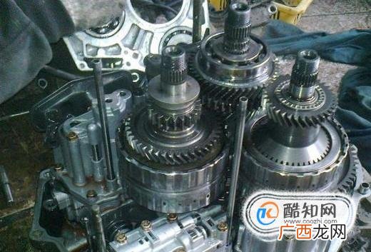 汽车变速箱顿挫原因和怎么样解决的方法？