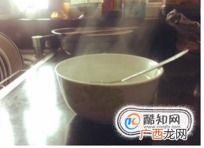 车窗结冰如何处理，冬季到来教你解决车窗结冰的妙招