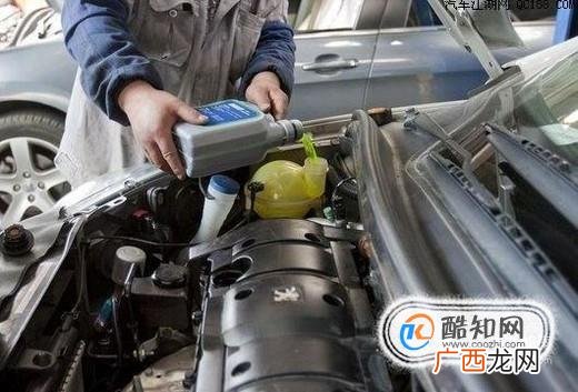 怎么养护汽车的发动机？