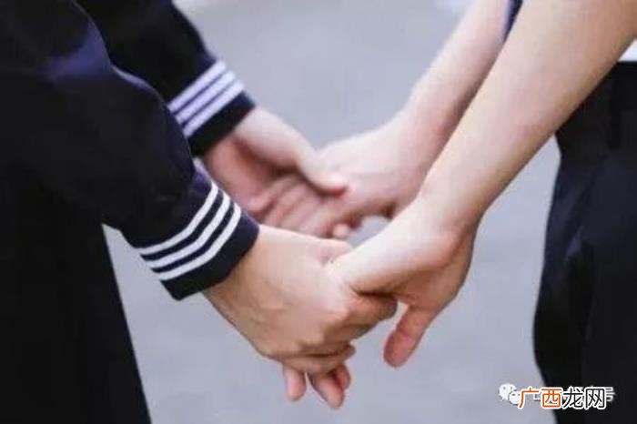 附近小姐姐，微信附近的人那位肤白貌美的小姐姐到底是谁