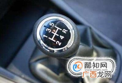 新手学车百米加减档技巧