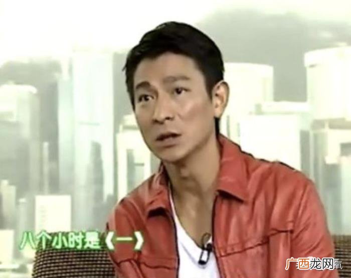 蔡徐坤张杰，欧阳娜娜和蔡徐坤看张杰演唱会被拍疑似恋爱