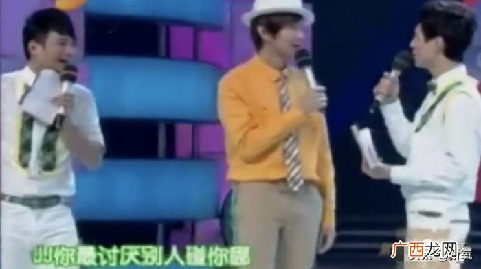 蔡徐坤张杰，欧阳娜娜和蔡徐坤看张杰演唱会被拍疑似恋爱
