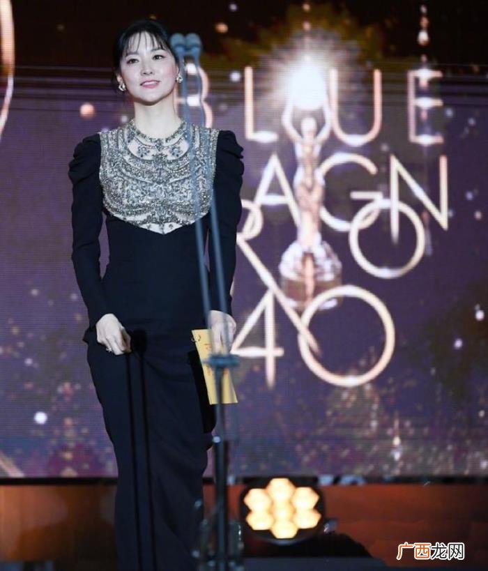 李嘉欣撞脸，李英爱旧照撞脸李嘉欣现照被短发宋祖儿撞