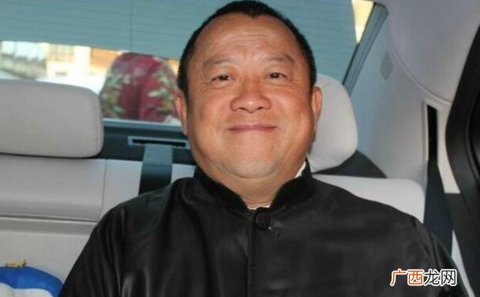 曾志伟助理，曾志伟被曝与女助理举止亲密买菜回家