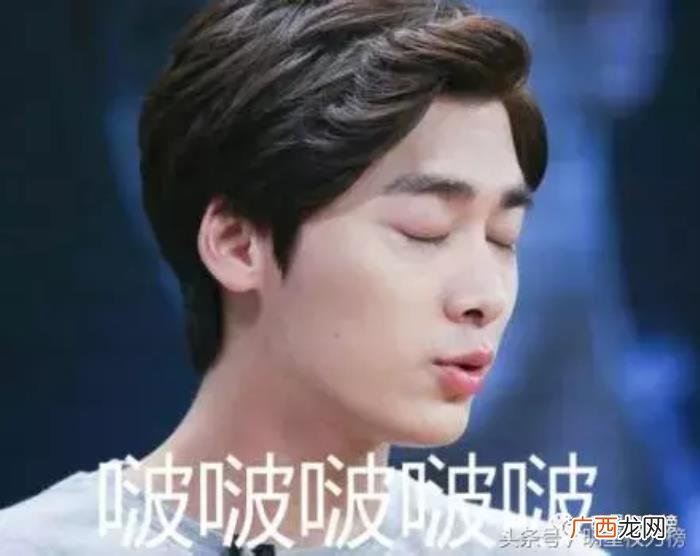 李易峰相亲，胡一天相亲杨幂大头贴再到李易峰采访