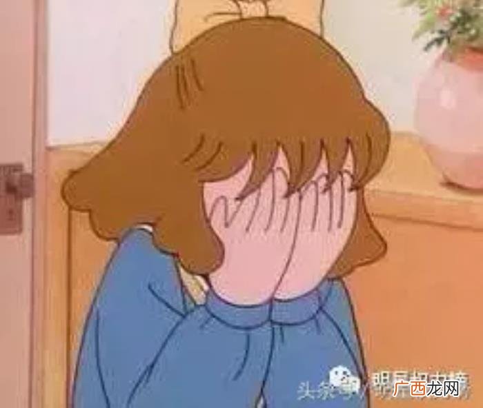 李易峰相亲，胡一天相亲杨幂大头贴再到李易峰采访