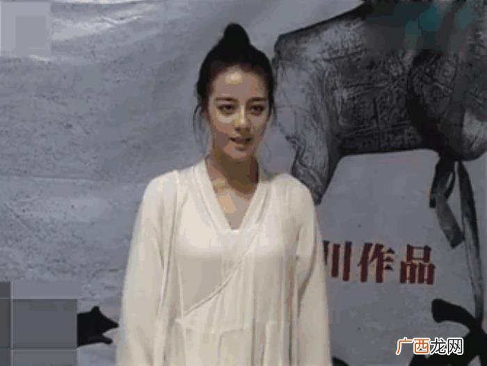 李易峰相亲，胡一天相亲杨幂大头贴再到李易峰采访