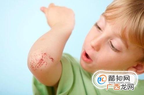 孩子在幼儿园受伤谁来负责？