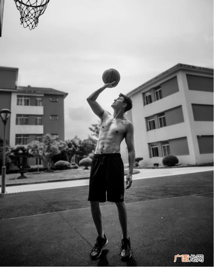 陈伟霆不老，你们的不老男神william陈伟霆生日啦