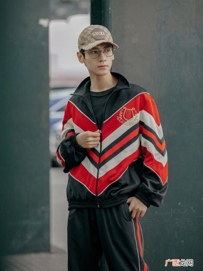 杨洋罗云熙，180cm杨洋和177cm罗云熙