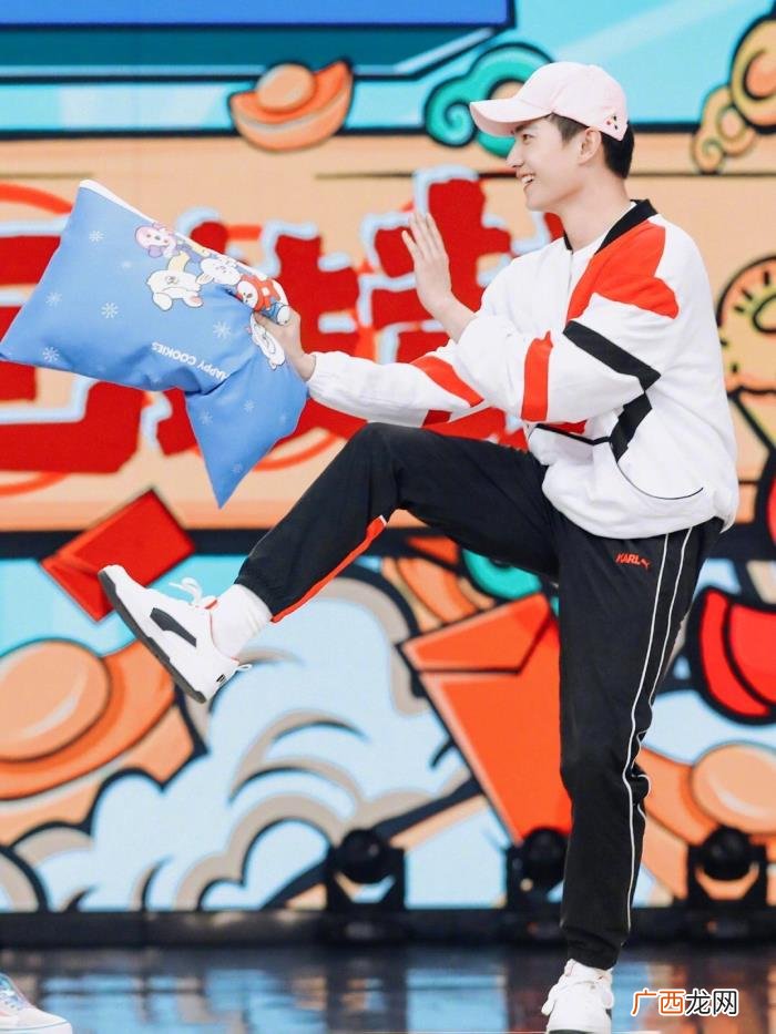 杨洋罗云熙，180cm杨洋和177cm罗云熙