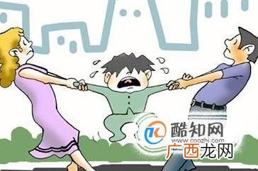 离婚时怎么判孩子的抚养权，什么情况下可以变更