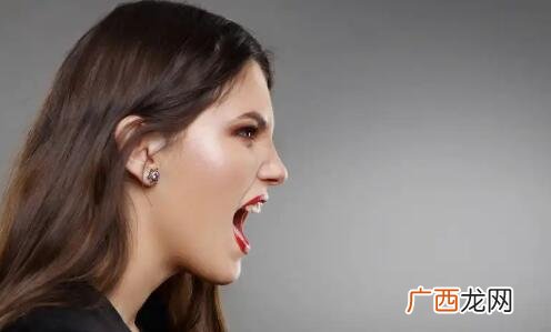惹女朋友生气怎么哄好她？这样哄让她开心